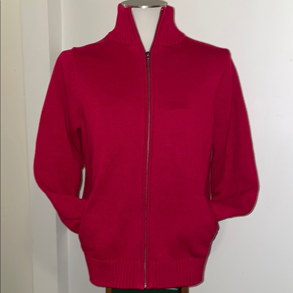 L.L. Bean 100% Cotton Red Zip Up Flannel Lined Sweater.‎ Size Large.